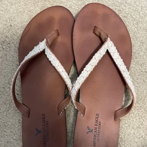 American Eagle lace flip flops